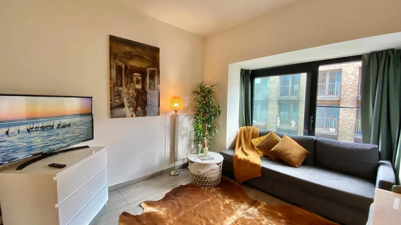 Oneluxstay Antwerp City Centre 0*,  Belgium
